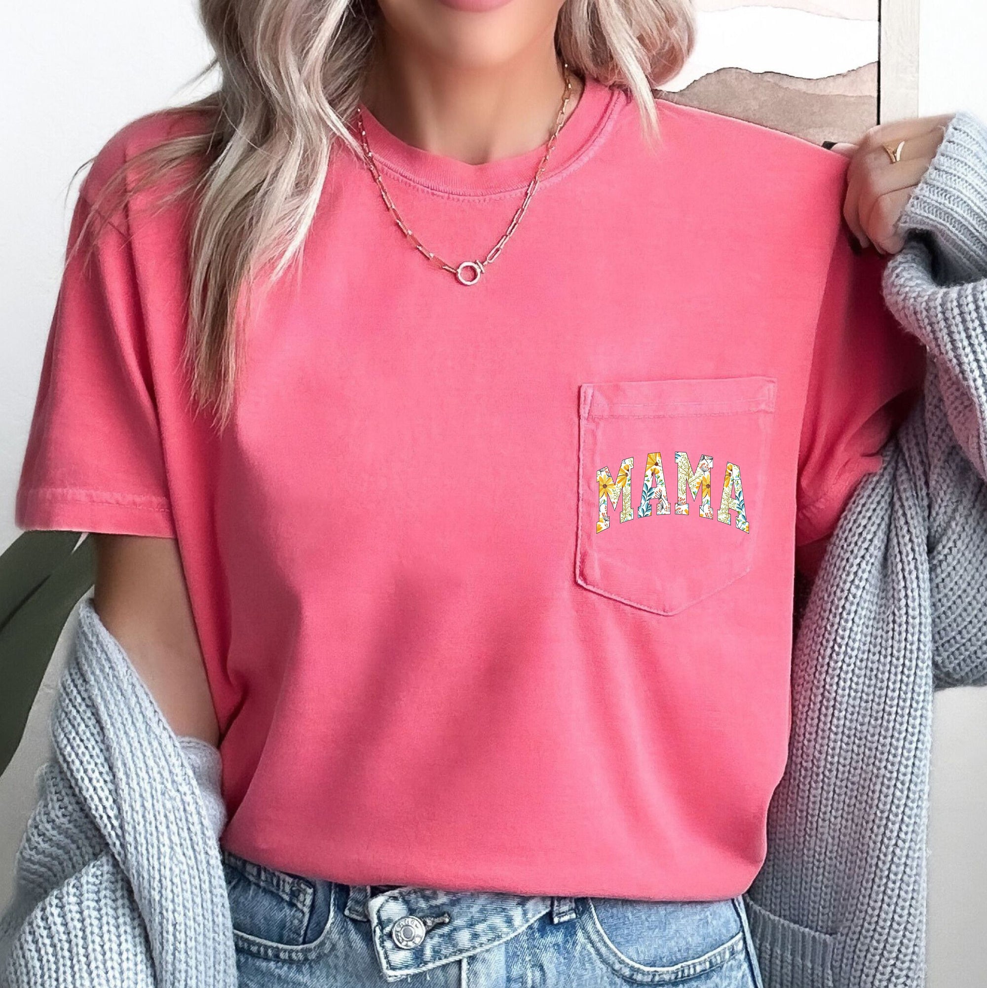 Mama, Retro Floral, Pocket Tee Comfort Colors T-Shirt
